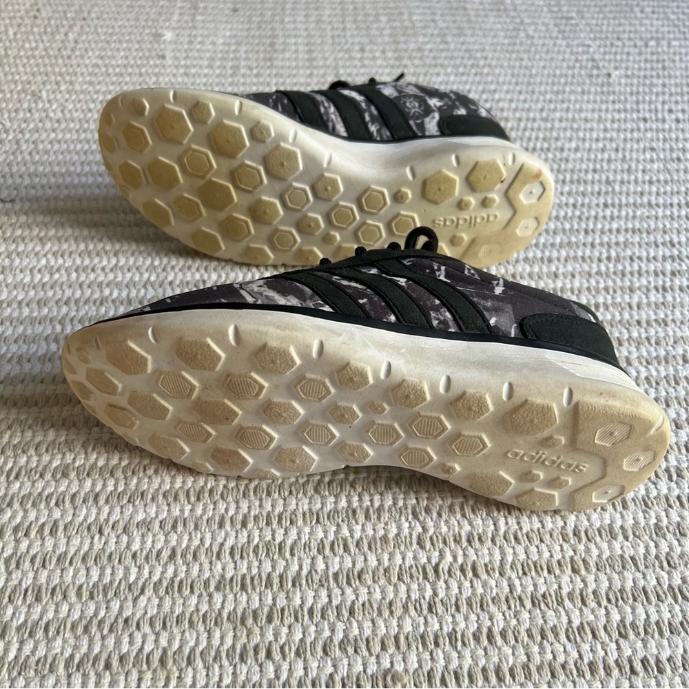 Adidas Sneakers - Picture 5 of 6